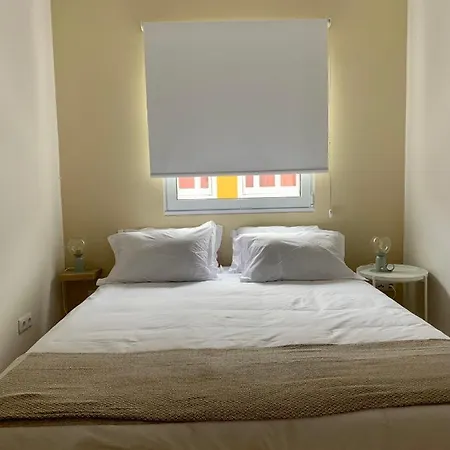 Sta Maria - Sta Catarina Place