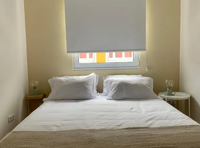 Sta Maria - Sta Catarina Place